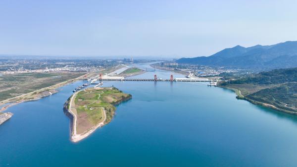 大藤峡工程提前将水库蓄至接近61米正常蓄水位，为保障粤港澳大湾区水安全储备充足水源。水利部供图